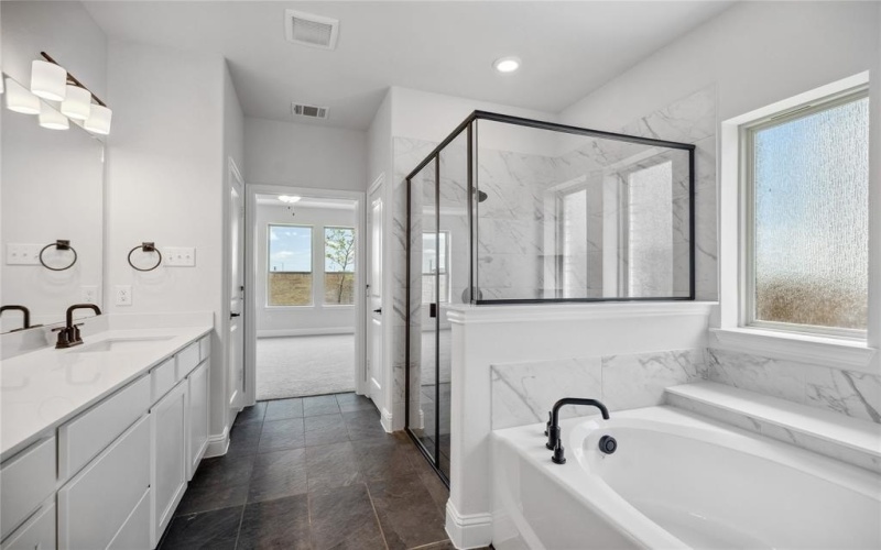 2825 Spring Valley Way, Anna, TX 75409, 4 Bedrooms Bedrooms, ,3 BathroomsBathrooms,Residential,For Sale,2825 Spring Valley Way,20889807