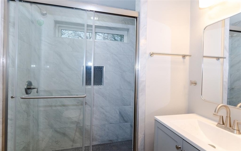 317 N Burdette Avenue, Sherman, TX 75090, 4 Bedrooms Bedrooms, ,2 BathroomsBathrooms,Residential Lease,For Rent,317 N Burdette Avenue,20887735