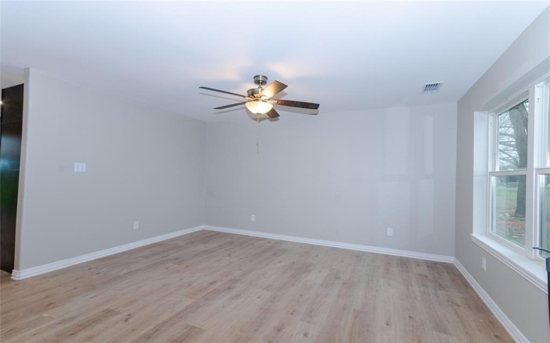 317 N Burdette Avenue, Sherman, TX 75090, 4 Bedrooms Bedrooms, ,2 BathroomsBathrooms,Residential Lease,For Rent,317 N Burdette Avenue,20887735