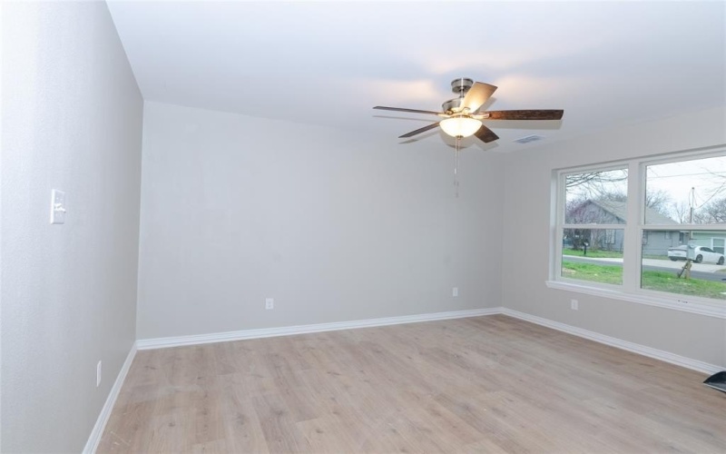 317 N Burdette Avenue, Sherman, TX 75090, 4 Bedrooms Bedrooms, ,2 BathroomsBathrooms,Residential Lease,For Rent,317 N Burdette Avenue,20887735