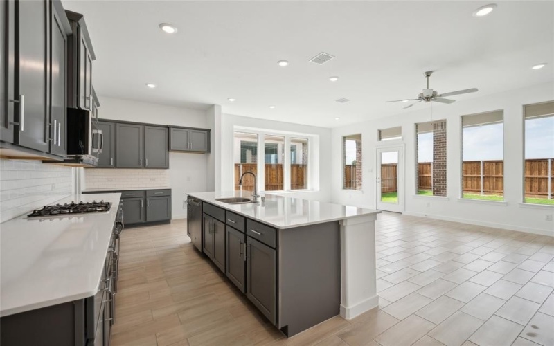809 Enys Way, McKinney, TX 75069, 4 Habitaciones Habitaciones , ,3 BañosBaños,Residential,En Venta,809 Enys Way,20889925
