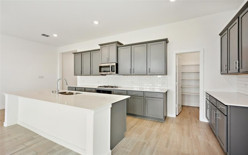 809 Enys Way, McKinney, TX 75069, 4 Habitaciones Habitaciones , ,3 BañosBaños,Residential,En Venta,809 Enys Way,20889925