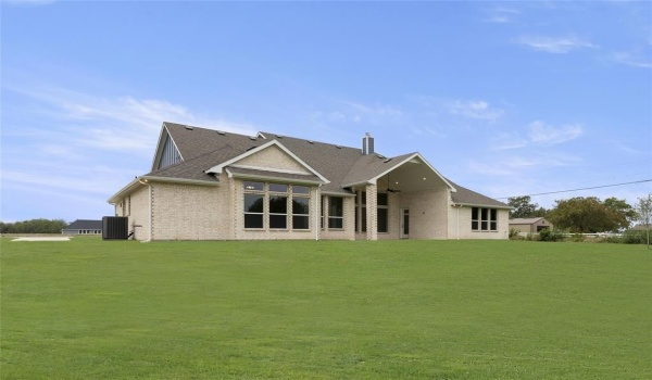 117 Carly Lane, Van Alstyne, TX 75495, 4 Bedrooms Bedrooms, ,3 BathroomsBathrooms,Residential,For Sale,117 Carly Lane,20887754