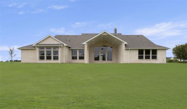 117 Carly Lane, Van Alstyne, TX 75495, 4 Bedrooms Bedrooms, ,3 BathroomsBathrooms,Residential,For Sale,117 Carly Lane,20887754