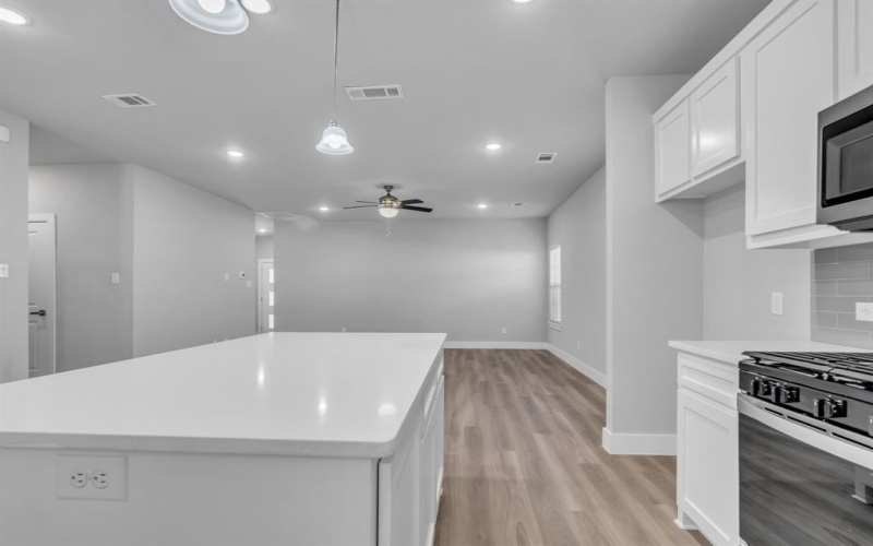 121 W Morton Street, Denison, TX 75021, 3 Bedrooms Bedrooms, ,2 BathroomsBathrooms,Residential,For Sale,121 W Morton Street,20887771