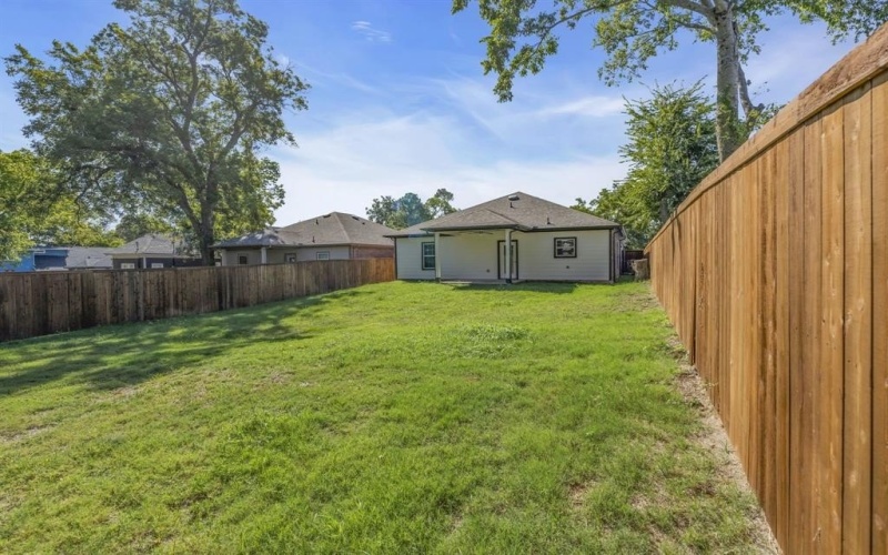 121 W Morton Street, Denison, TX 75021, 3 Bedrooms Bedrooms, ,2 BathroomsBathrooms,Residential,For Sale,121 W Morton Street,20887771