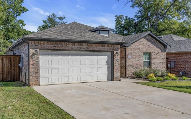 121 W Morton Street, Denison, TX 75021, 3 Bedrooms Bedrooms, ,2 BathroomsBathrooms,Residential,For Sale,121 W Morton Street,20887771