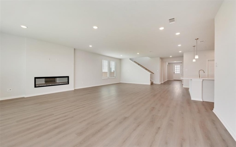 805 Hayes Court, Crowley, TX 76036, 4 Bedrooms Bedrooms, ,3 BathroomsBathrooms,Residential,For Sale,805 Hayes Court,20887816