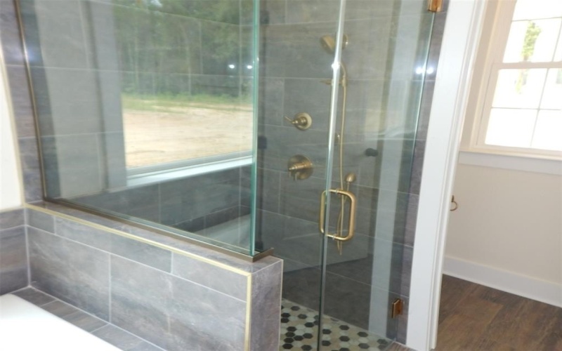 121 INDIAN ROCK DR, Gilmer, TX 75645, 5 Bedrooms Bedrooms, ,3 BathroomsBathrooms,Residential,For Sale,121 INDIAN ROCK DR,20890079