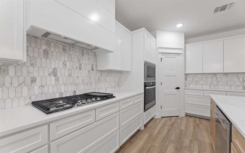 4713 SOUTH Drive, Fort Worth, TX 76109, 4 Bedrooms Bedrooms, ,2 BathroomsBathrooms,Residential,For Sale,4713 SOUTH Drive,20887881