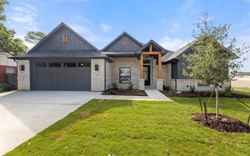 4713 SOUTH Drive, Fort Worth, TX 76109, 4 Bedrooms Bedrooms, ,2 BathroomsBathrooms,Residential,For Sale,4713 SOUTH Drive,20887881