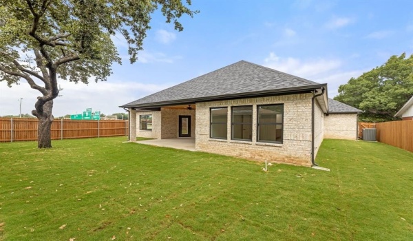 4713 SOUTH Drive, Fort Worth, TX 76109, 4 Bedrooms Bedrooms, ,2 BathroomsBathrooms,Residential,For Sale,4713 SOUTH Drive,20887881