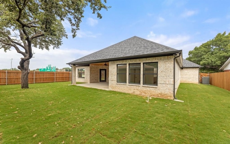 4713 SOUTH Drive, Fort Worth, TX 76109, 4 Habitaciones Habitaciones , ,2 BañosBaños,Residential,En Venta,4713 SOUTH Drive,20887881