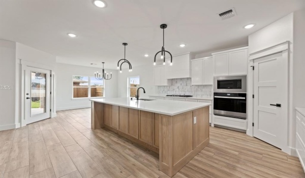 4713 SOUTH Drive, Fort Worth, TX 76109, 4 Bedrooms Bedrooms, ,2 BathroomsBathrooms,Residential,For Sale,4713 SOUTH Drive,20887881