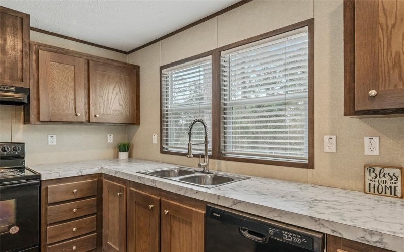 22604 Brierwood Drive, Frankston, TX 75763, 3 Bedrooms Bedrooms, ,2 BathroomsBathrooms,Residential,For Sale,22604 Brierwood Drive,20888028