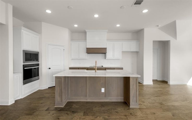 104 Trinity, Grandview, TX 76050, 4 Bedrooms Bedrooms, ,3 BathroomsBathrooms,Residential,For Sale,104 Trinity,20888035
