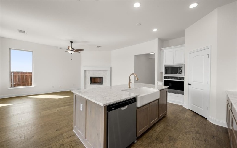 104 Trinity, Grandview, TX 76050, 4 Bedrooms Bedrooms, ,3 BathroomsBathrooms,Residential,For Sale,104 Trinity,20888035