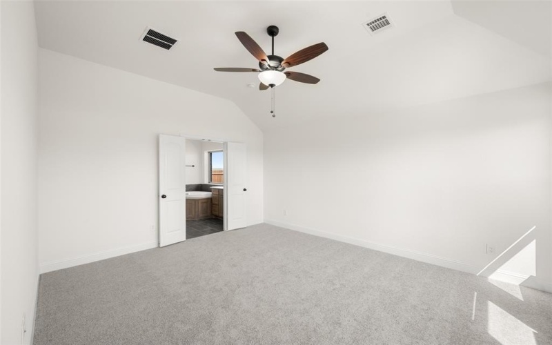 104 Trinity, Grandview, TX 76050, 4 Bedrooms Bedrooms, ,3 BathroomsBathrooms,Residential,For Sale,104 Trinity,20888035
