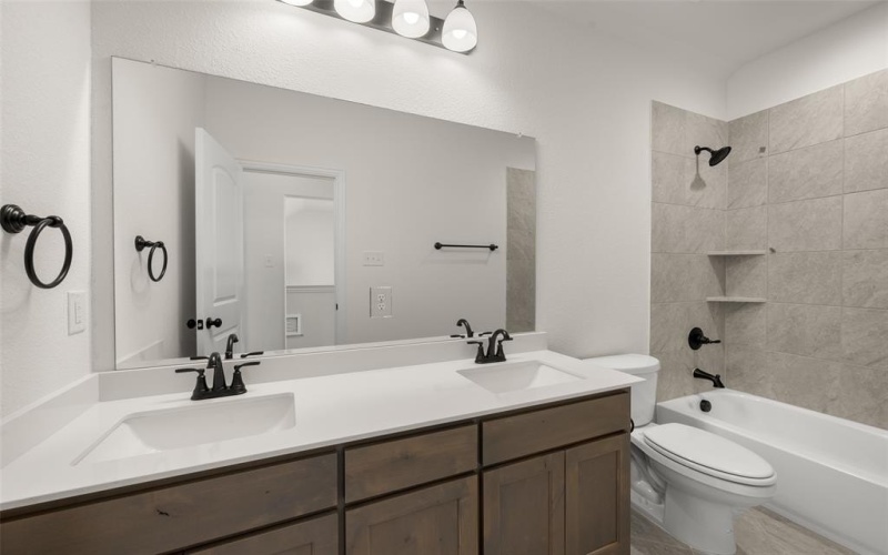 104 Trinity, Grandview, TX 76050, 4 Bedrooms Bedrooms, ,3 BathroomsBathrooms,Residential,For Sale,104 Trinity,20888035