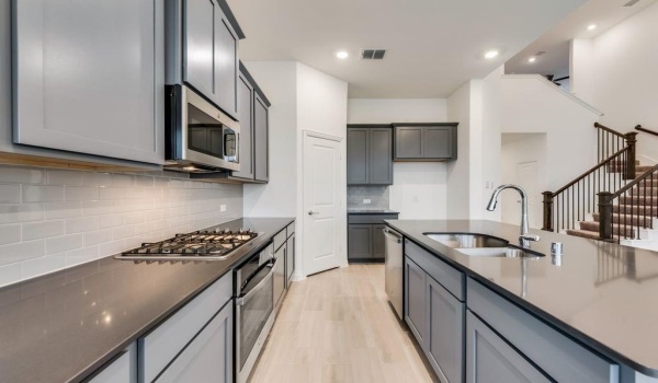 4021 Aldenwood Road, Little Elm, TX 75068, 5 Bedrooms Bedrooms, ,5 BathroomsBathrooms,Residential,For Sale,4021 Aldenwood Road,20890188