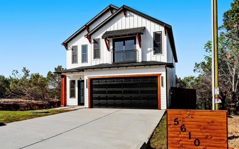 5610 Barkridge Drive #9, Granbury, TX 76048, 3 Bedrooms Bedrooms, ,2 BathroomsBathrooms,Residential,For Sale,5610 Barkridge Drive,20888052