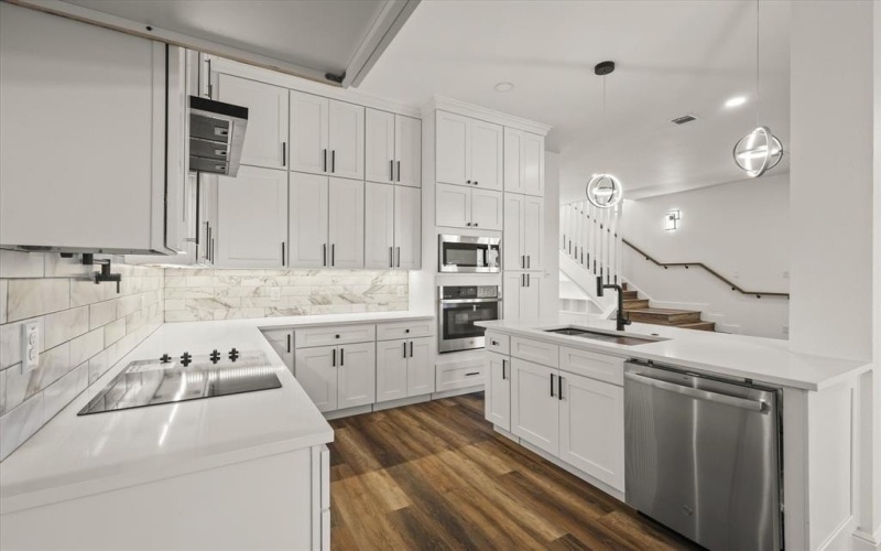5610 Barkridge Drive #9, Granbury, TX 76048, 3 Bedrooms Bedrooms, ,2 BathroomsBathrooms,Residential,For Sale,5610 Barkridge Drive,20888052