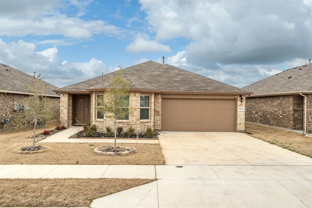 16617 Porterfield Lane, Justin, TX 76247, 3 Bedrooms Bedrooms, ,2 BathroomsBathrooms,Residential,For Sale,16617 Porterfield Lane,20888162