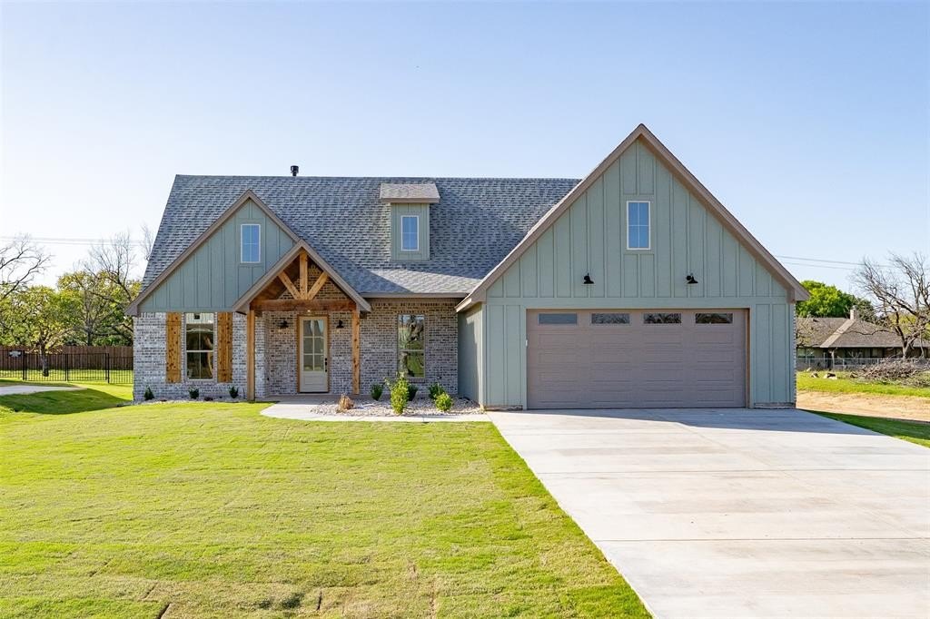 2604 Candlestick Drive, Granbury, TX 76049, 3 Bedrooms Bedrooms, ,2 BathroomsBathrooms,Residential,For Sale,2604 Candlestick Drive,20886503