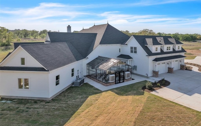 401 Lution Drive, Weatherford, TX 76087, 6 Bedrooms Bedrooms, ,9 BathroomsBathrooms,Residential,For Sale,401 Lution Drive,20888630