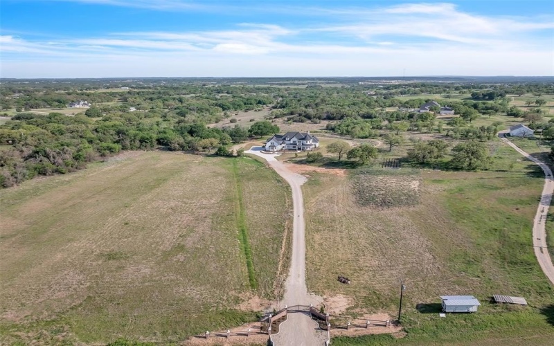 401 Lution Drive, Weatherford, TX 76087, 6 Bedrooms Bedrooms, ,9 BathroomsBathrooms,Residential,For Sale,401 Lution Drive,20888630