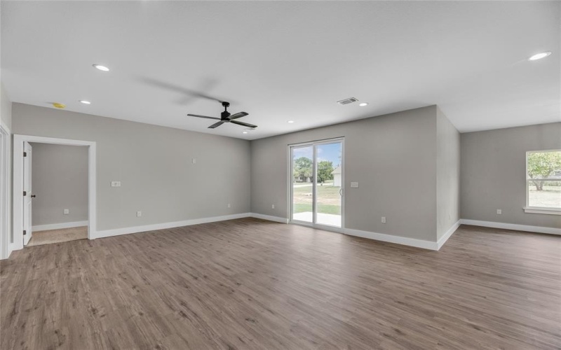 103 Chestnut Street, Whitesboro, TX 76273, 3 Bedrooms Bedrooms, ,2 BathroomsBathrooms,Residential,For Sale,103 Chestnut Street,20886658