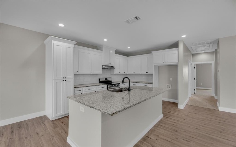 103 Chestnut Street, Whitesboro, TX 76273, 3 Bedrooms Bedrooms, ,2 BathroomsBathrooms,Residential,For Sale,103 Chestnut Street,20886658