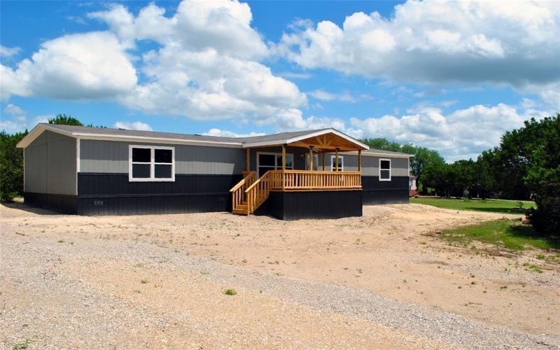 421 Brazos Mountain Drive, Weatherford, TX 76087, 5 Bedrooms Bedrooms, ,3 BathroomsBathrooms,Residential,For Sale,421 Brazos Mountain Drive,20888720