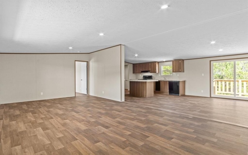 421 Brazos Mountain Drive, Weatherford, TX 76087, 5 Bedrooms Bedrooms, ,3 BathroomsBathrooms,Residential,For Sale,421 Brazos Mountain Drive,20888720