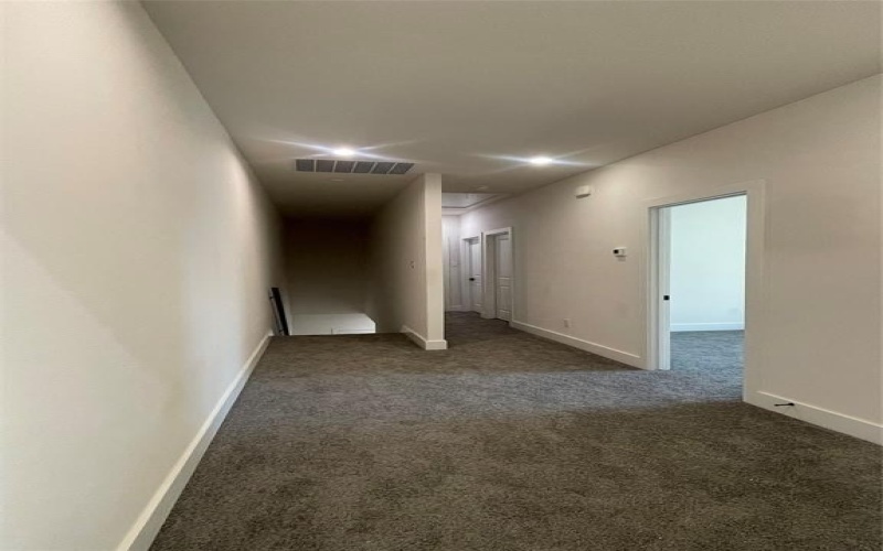 501 N Moore Street, Dallas, TX 75203, 3 Bedrooms Bedrooms, ,2 BathroomsBathrooms,Residential,For Sale,501 N Moore Street,20886683
