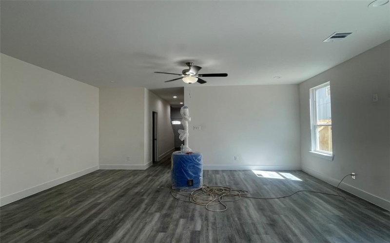501 N Moore Street, Dallas, TX 75203, 3 Bedrooms Bedrooms, ,2 BathroomsBathrooms,Residential,For Sale,501 N Moore Street,20886683
