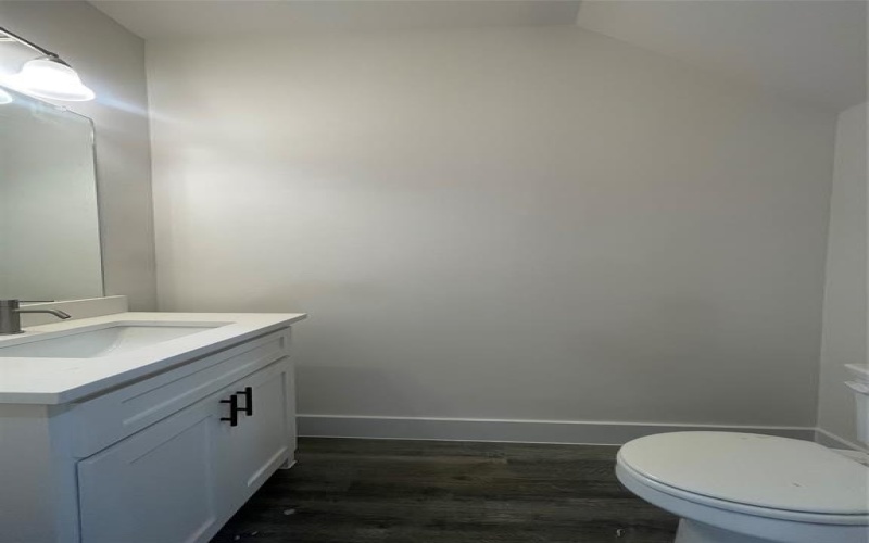 501 N Moore Street, Dallas, TX 75203, 3 Bedrooms Bedrooms, ,2 BathroomsBathrooms,Residential,For Sale,501 N Moore Street,20886683