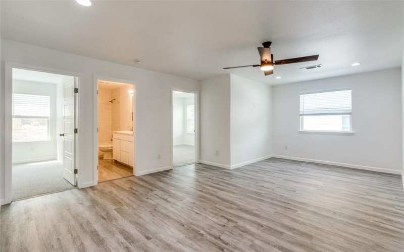1312 Valley Street, Dallas, TX 75203, 3 Habitaciones Habitaciones , ,2 BañosBaños,Residential Lease,En Alquiler,1312 Valley Street,20886745