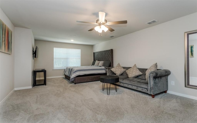 1270 Alamo. Drive, Lewisville, TX 75077, 3 Bedrooms Bedrooms, ,2 BathroomsBathrooms,Residential Lease,For Rent,1270 Alamo. Drive,20886876