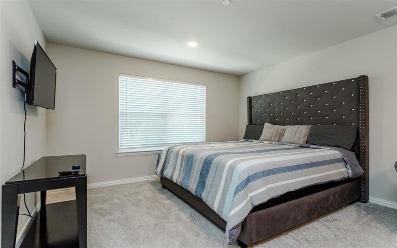 1270 Alamo. Drive, Lewisville, TX 75077, 3 Bedrooms Bedrooms, ,2 BathroomsBathrooms,Residential Lease,For Rent,1270 Alamo. Drive,20886876