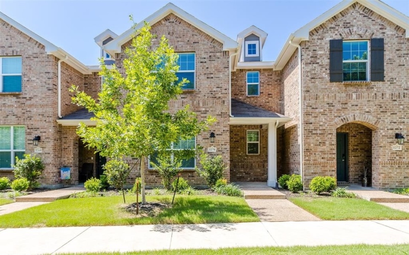 1270 Alamo. Drive, Lewisville, TX 75077, 3 Bedrooms Bedrooms, ,2 BathroomsBathrooms,Residential Lease,For Rent,1270 Alamo. Drive,20886876