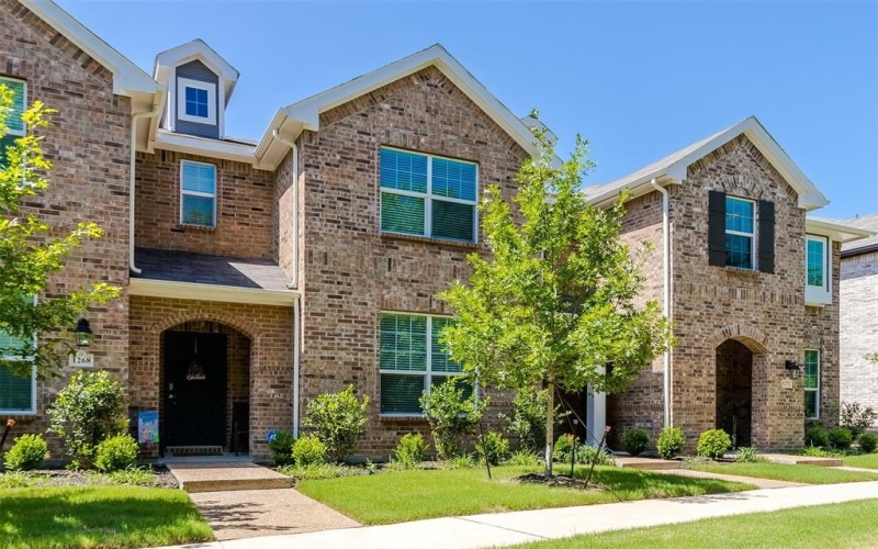 1270 Alamo. Drive, Lewisville, TX 75077, 3 Bedrooms Bedrooms, ,2 BathroomsBathrooms,Residential Lease,For Rent,1270 Alamo. Drive,20886876
