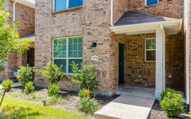 1270 Alamo. Drive, Lewisville, TX 75077, 3 Bedrooms Bedrooms, ,2 BathroomsBathrooms,Residential Lease,For Rent,1270 Alamo. Drive,20886876