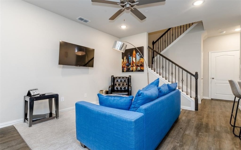 1270 Alamo. Drive, Lewisville, TX 75077, 3 Bedrooms Bedrooms, ,2 BathroomsBathrooms,Residential Lease,For Rent,1270 Alamo. Drive,20886876