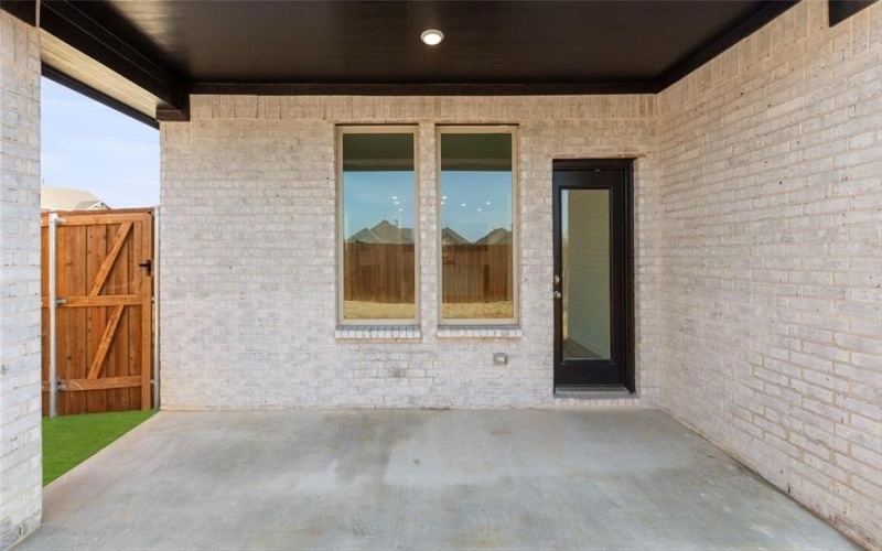 1313 Rothland Lane, Red Oak, TX 75154, 3 Habitaciones Habitaciones , ,2 BañosBaños,Residential,En Venta,1313 Rothland Lane,20886890