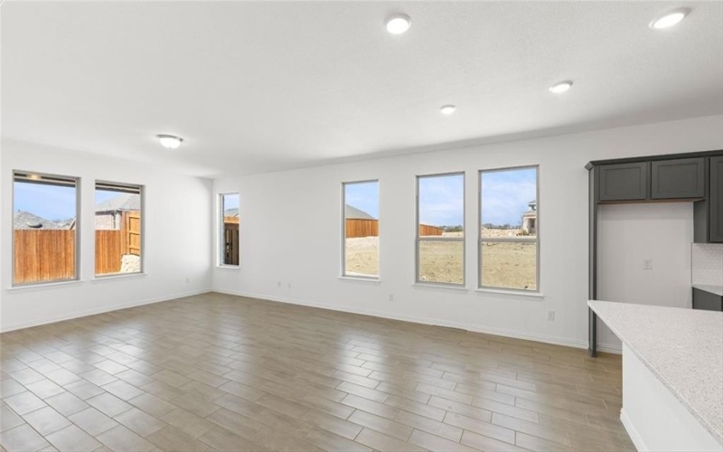 1313 Rothland Lane, Red Oak, TX 75154, 3 Habitaciones Habitaciones , ,2 BañosBaños,Residential,En Venta,1313 Rothland Lane,20886890