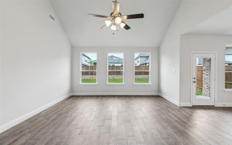 201 Portina Drive, Anna, TX 75409, 5 Habitaciones Habitaciones , ,3 BañosBaños,Residential,En Venta,201 Portina Drive,20888883