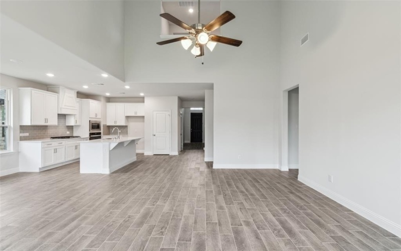 201 Portina Drive, Anna, TX 75409, 5 Habitaciones Habitaciones , ,3 BañosBaños,Residential,En Venta,201 Portina Drive,20888883