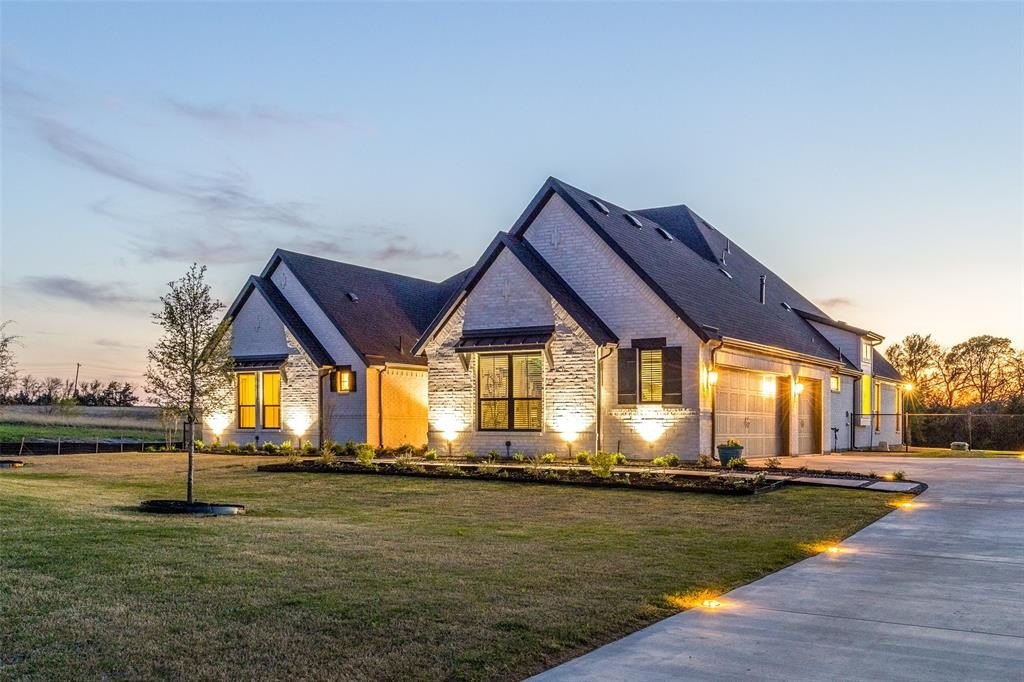 126 Deer Crossing Road, Gunter, TX 75058, 4 Bedrooms Bedrooms, ,3 BathroomsBathrooms,Residential,For Sale,126 Deer Crossing Road,20888904