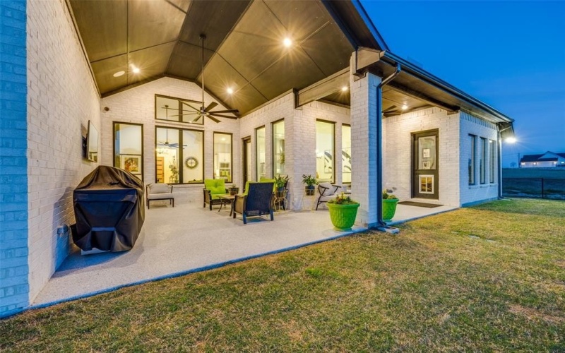 126 Deer Crossing Road, Gunter, TX 75058, 4 Habitaciones Habitaciones , ,3 BañosBaños,Residential,En Venta,126 Deer Crossing Road,20888904